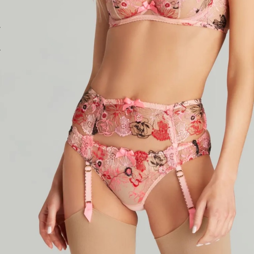 Agent Provocateur Zuri Suspender pink Peach Pastel Floral Lace Garter Embroider